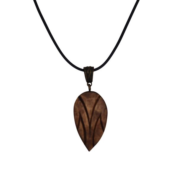 Handmade Curved Wooden Leaf Minimalist Eco Friendly Modern Pendant Necklace - Picture 1 of 4